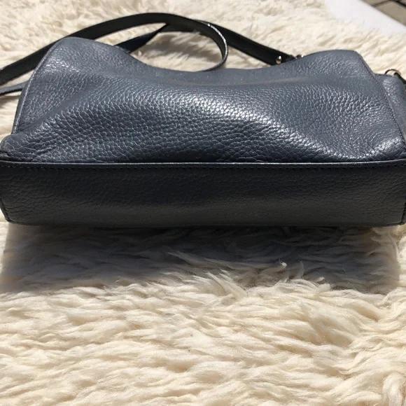 Kate Spade Grey Leather Crossbody bag purse - Picture 3 of 5